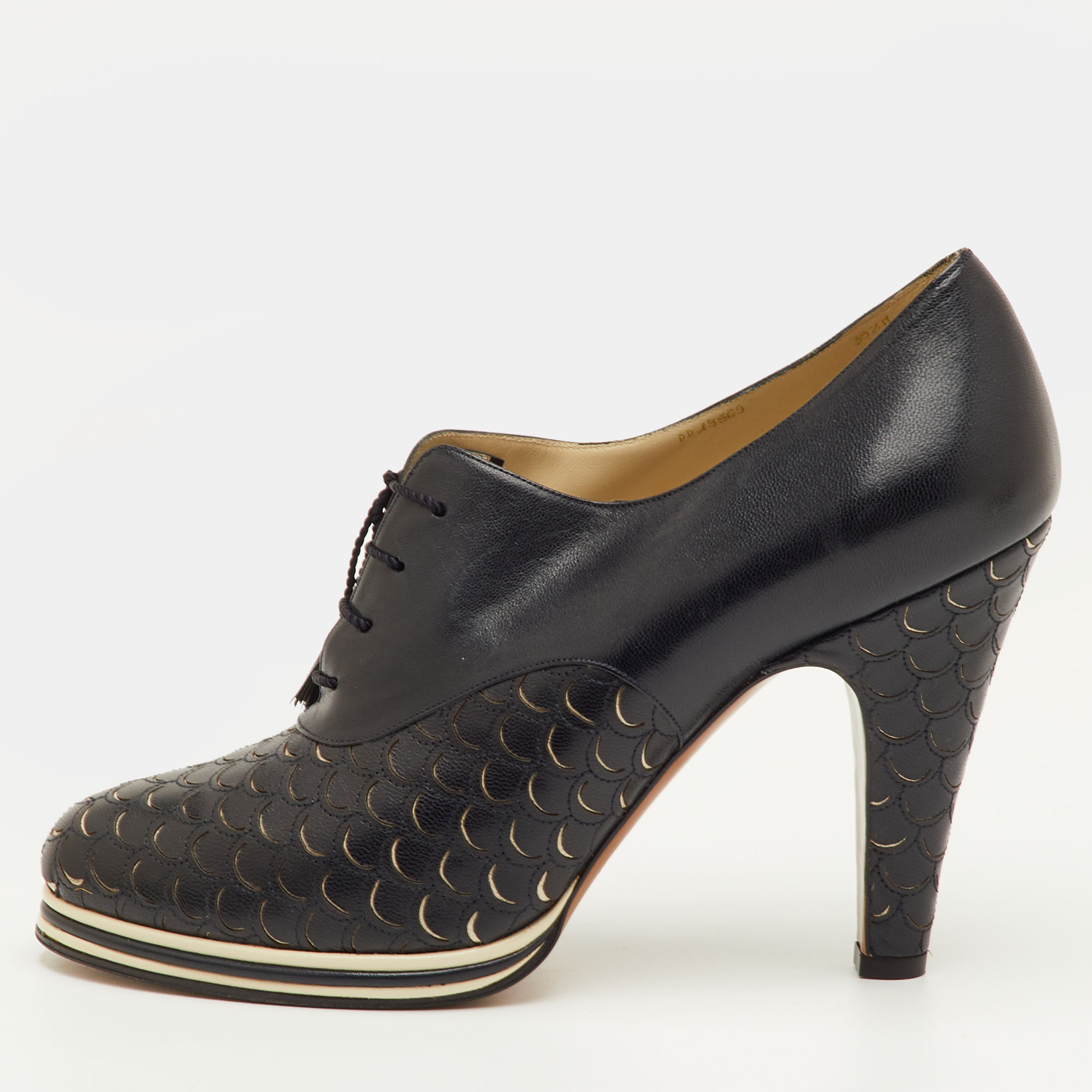 

Salvatore Ferragamo Sirena 1938 Limited Edition Size  Black Leather Oxford Booties