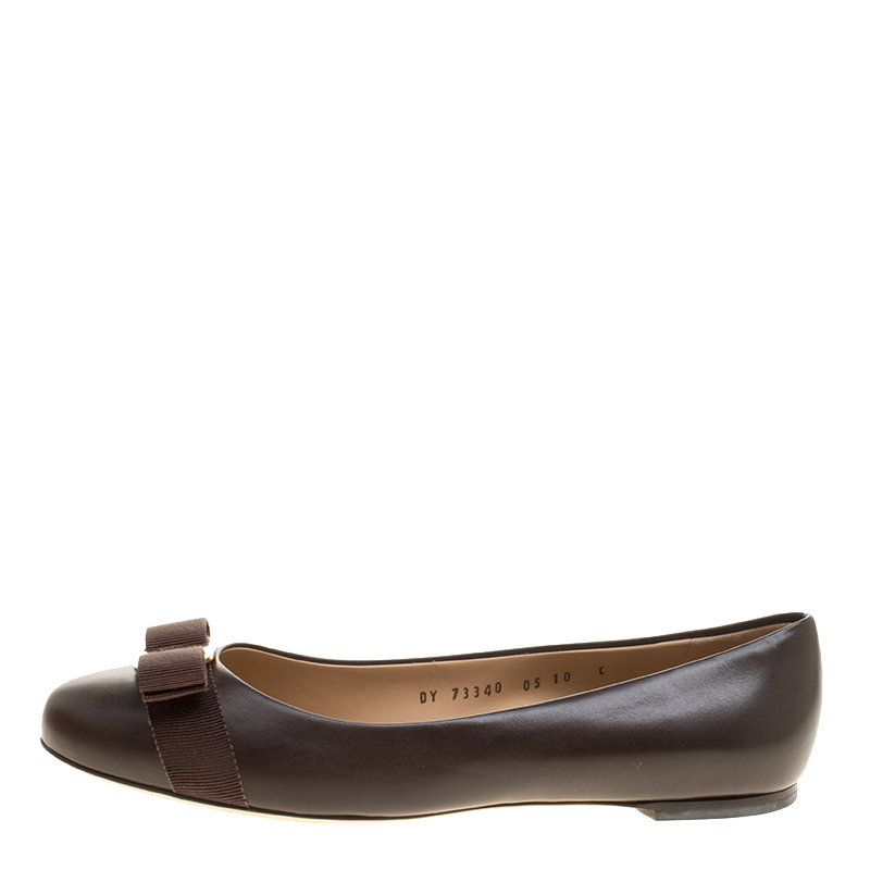 

Salvatore Ferragamo Brown Leather Varina Ballet Flats Size