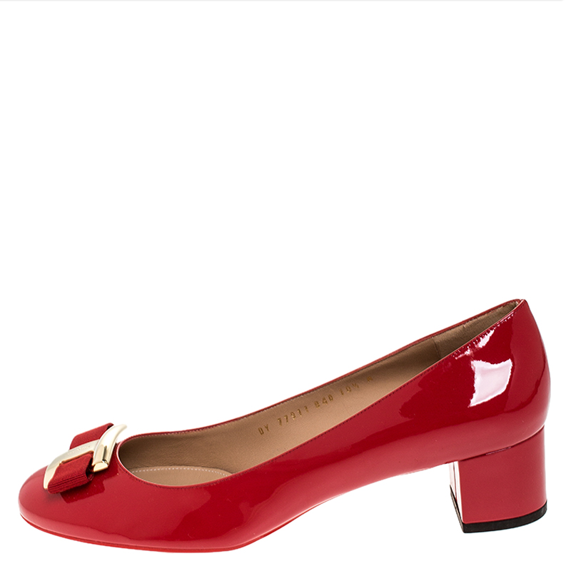 

Salvatore Ferragamo Red Patent Leather Ninna Ballet Pumps Size