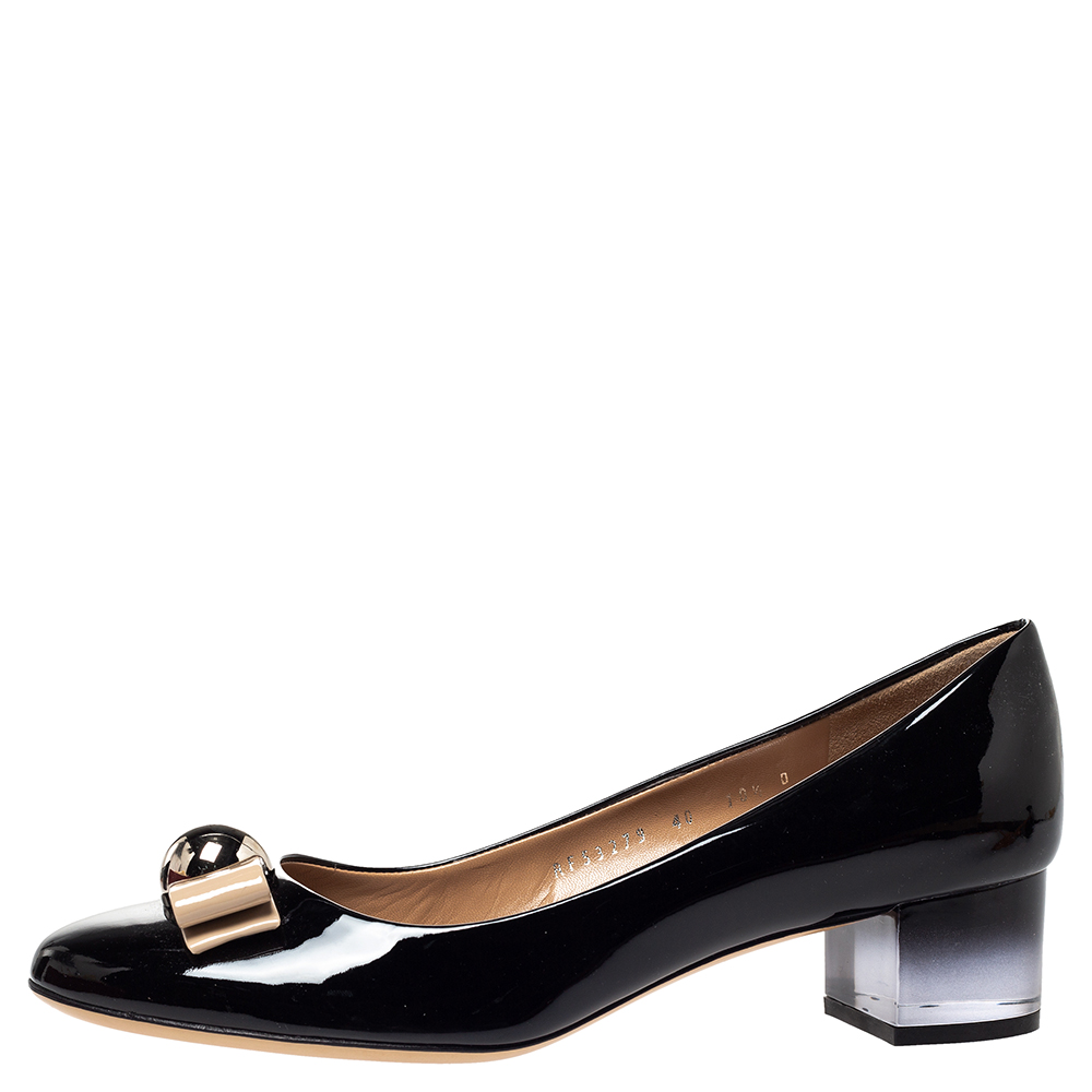 

Salvatore Ferragamo Black Patent Leather Fiammetta Bow Pumps Size