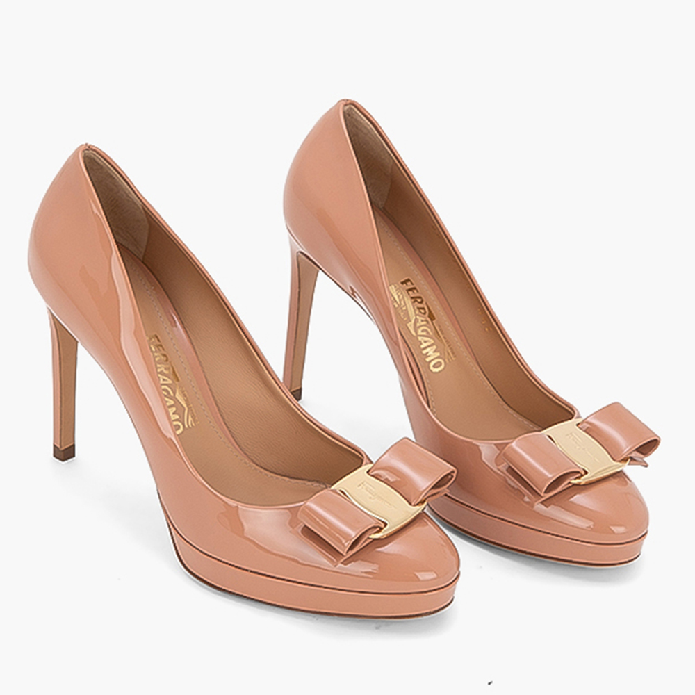 

Salvatore Ferragamo Beige Leather Osimo Pumps Size EU