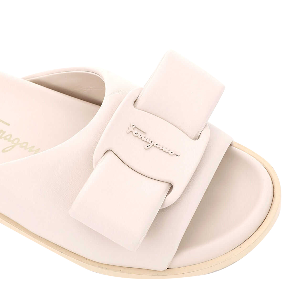 

Salvatore Ferragamo White Leather Viva Slides Size US 7.5 EU