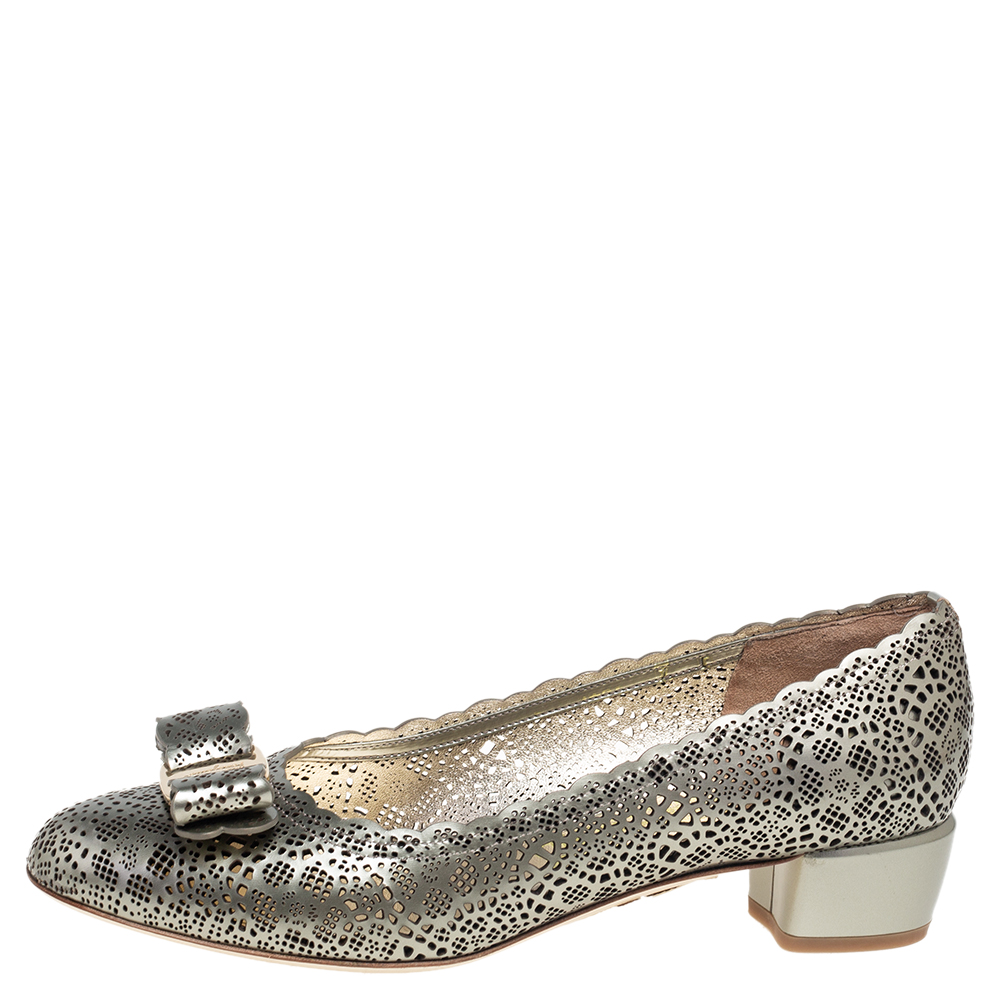 

Salvatore Ferragamo Gold Laser Cut Leather Vara Pumps Size