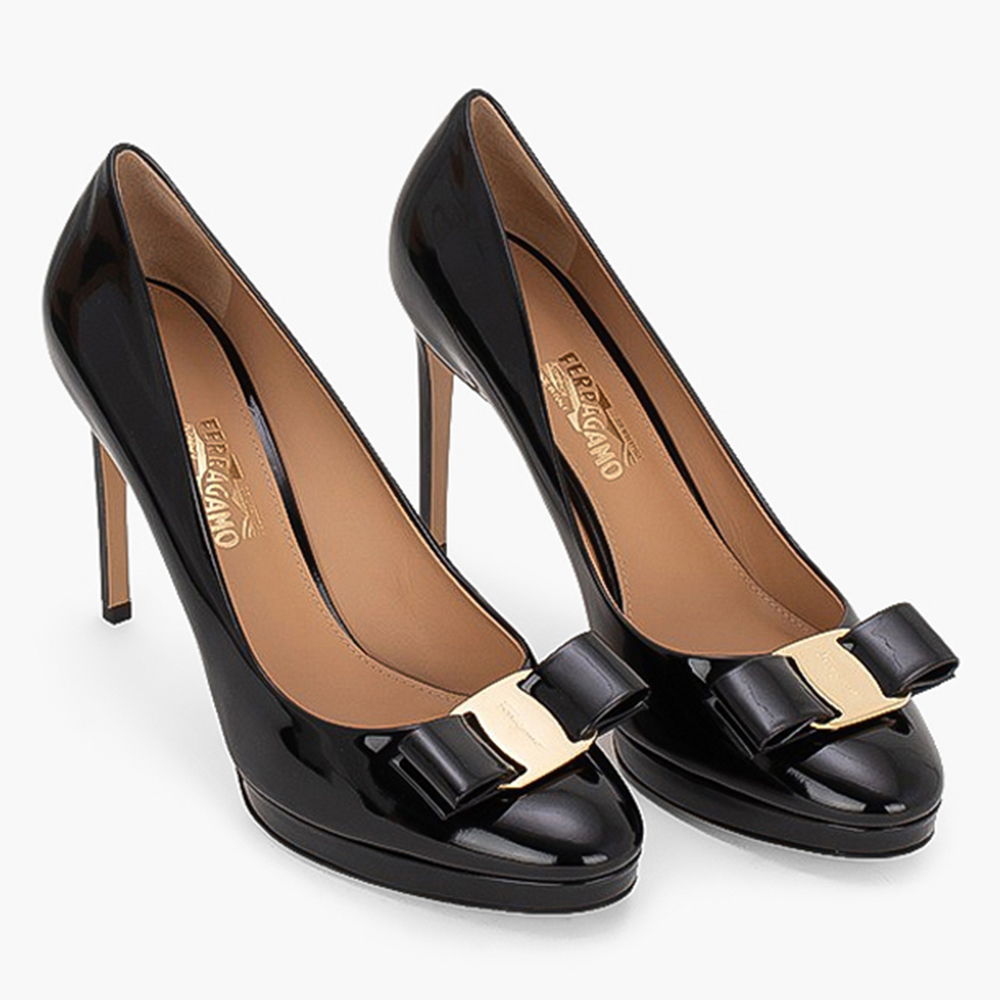 

Salvatore Ferragamo Black Leather Osimo Pumps Size EU