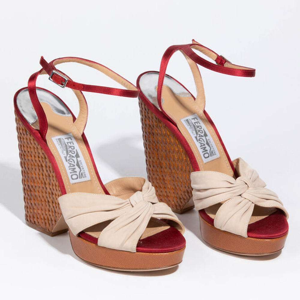 

Salvatore Ferragamo Red Leather Suna Sandals Size EU