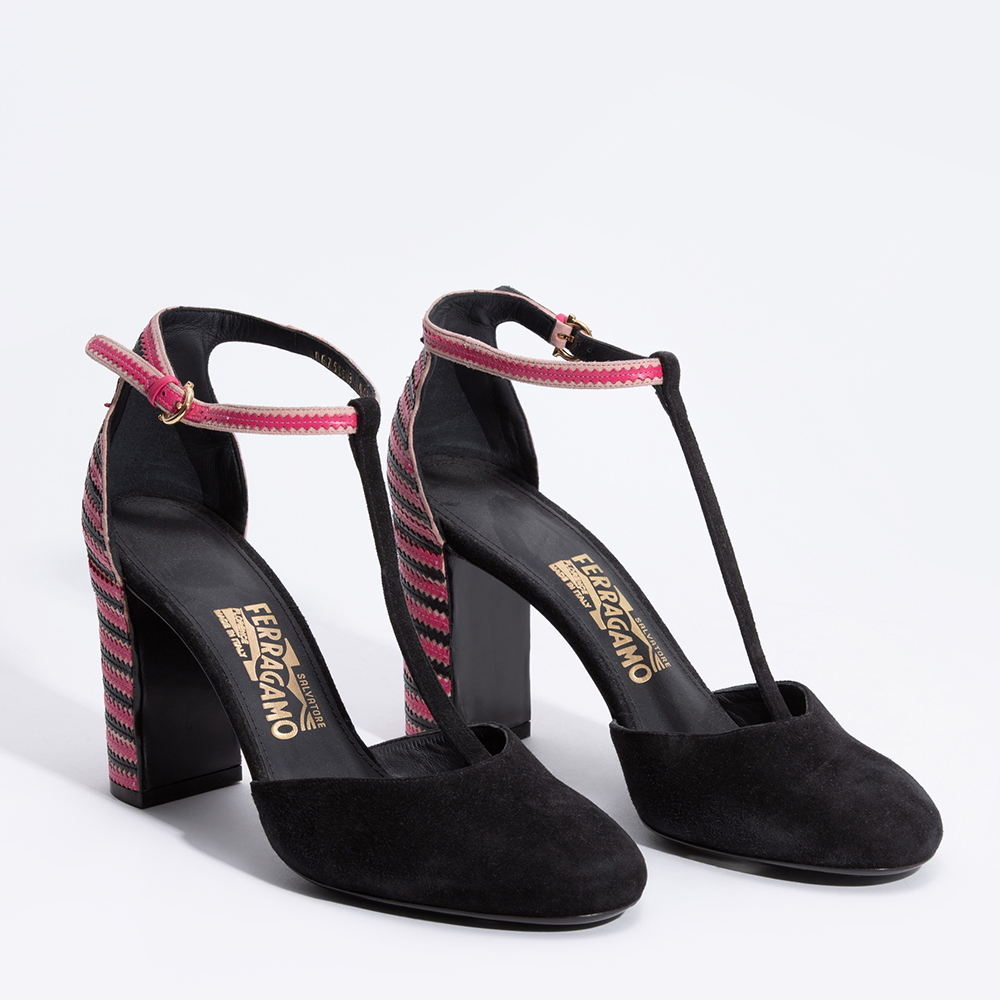 

Salvatore Ferragamo Black Leather Fergie Pumps Size EU