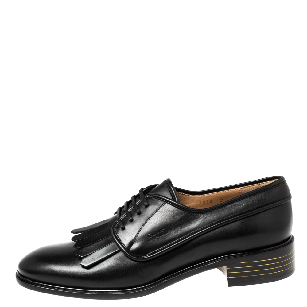 

Salvatore Ferragamo Black leather Faber Fringe Derby Size