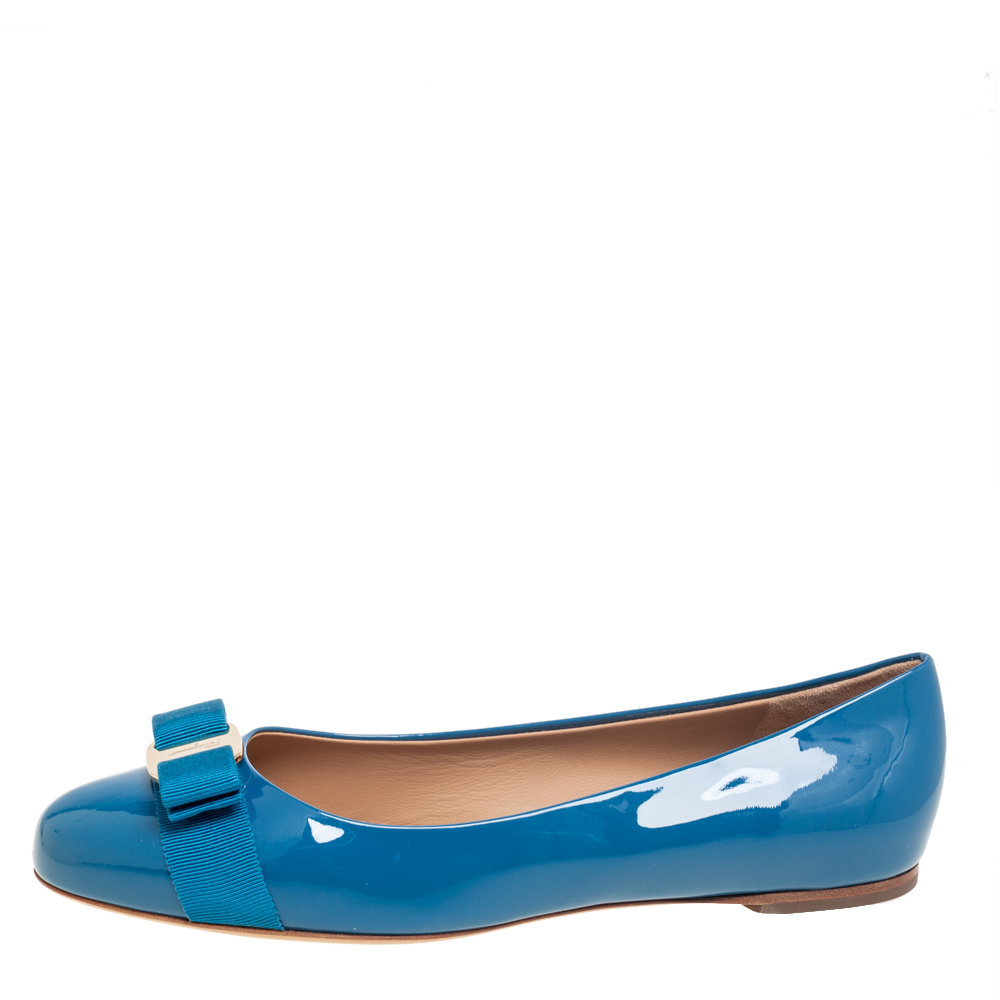 

Salvatore Ferragamo Blue Patent Leather Varina Ballet Flats Size