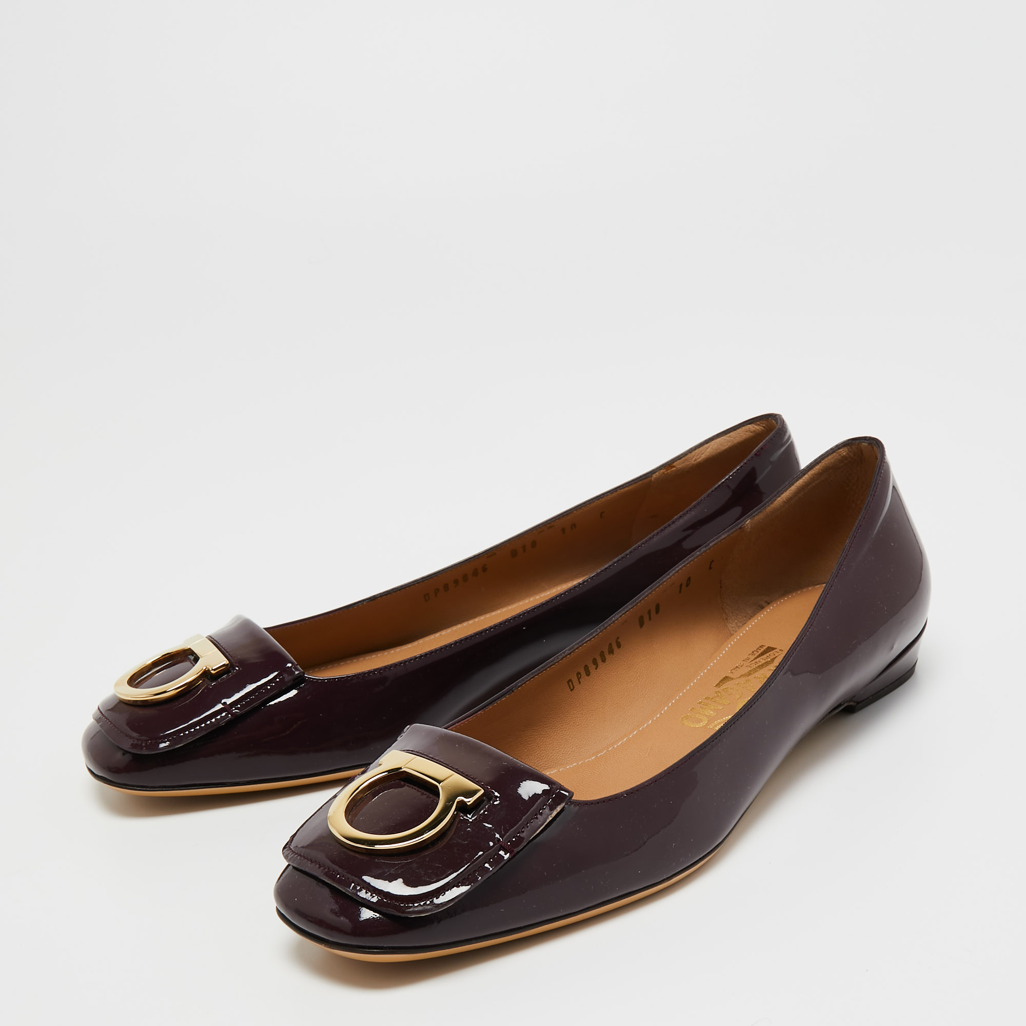 

Salvatore Ferragamo Purple Patent Leather Gancio Ballet Flats Size