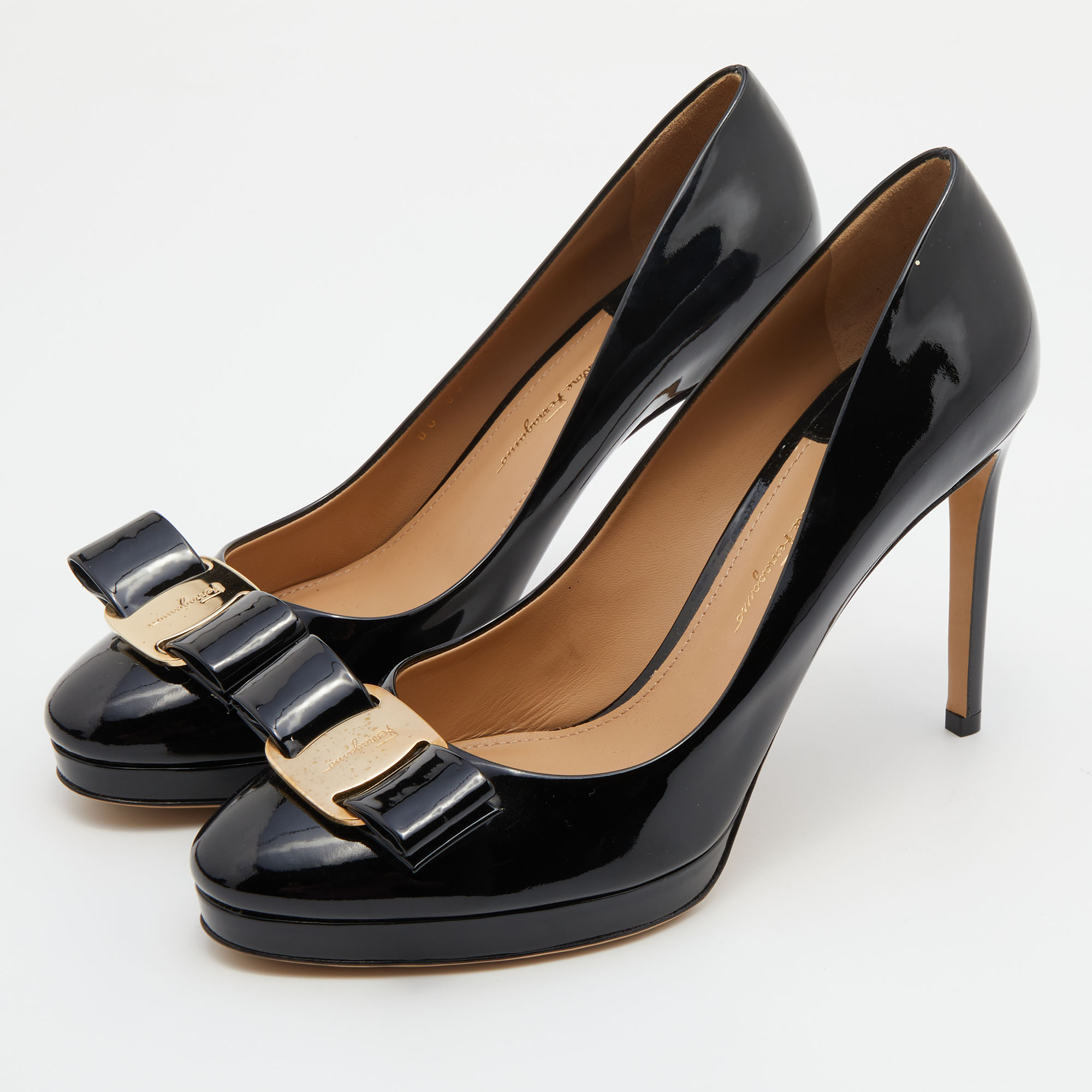 

Salvatore Ferragamo Black Patent Leather Vara Bow Platform Pumps Size