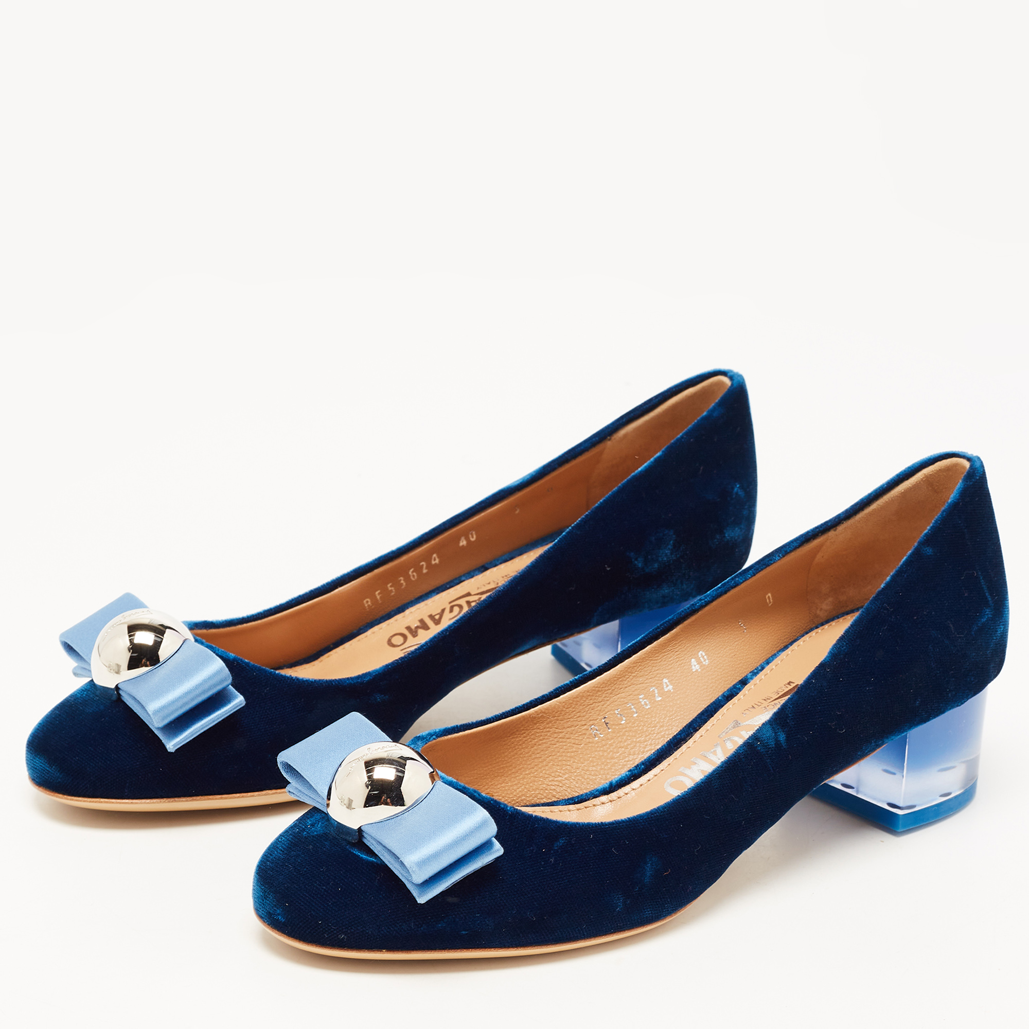 

Salvatore Ferragamo Blue Velvet and Satin Fiammetta Pumps Size