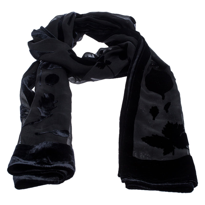 

Salvatore Ferragamo Black Velvet Burnout Scarf