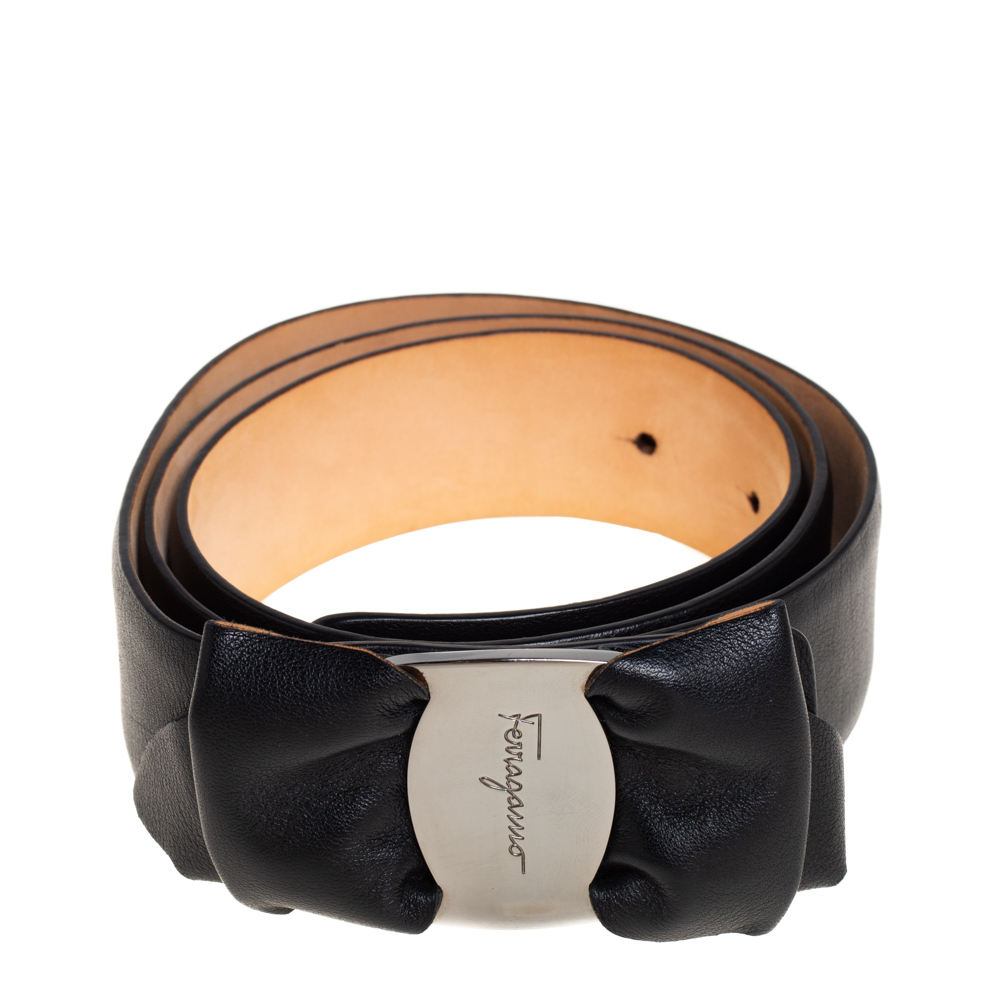 

Salvatore Ferragamo Black Leather Vara Bow Belt