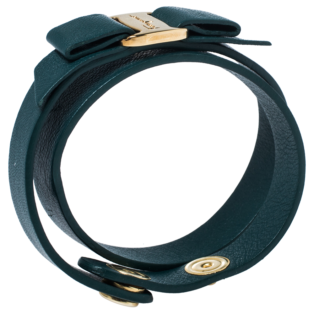 

Salvatore Ferragamo Green Leather Gold Tone Vara Bow Bracelet