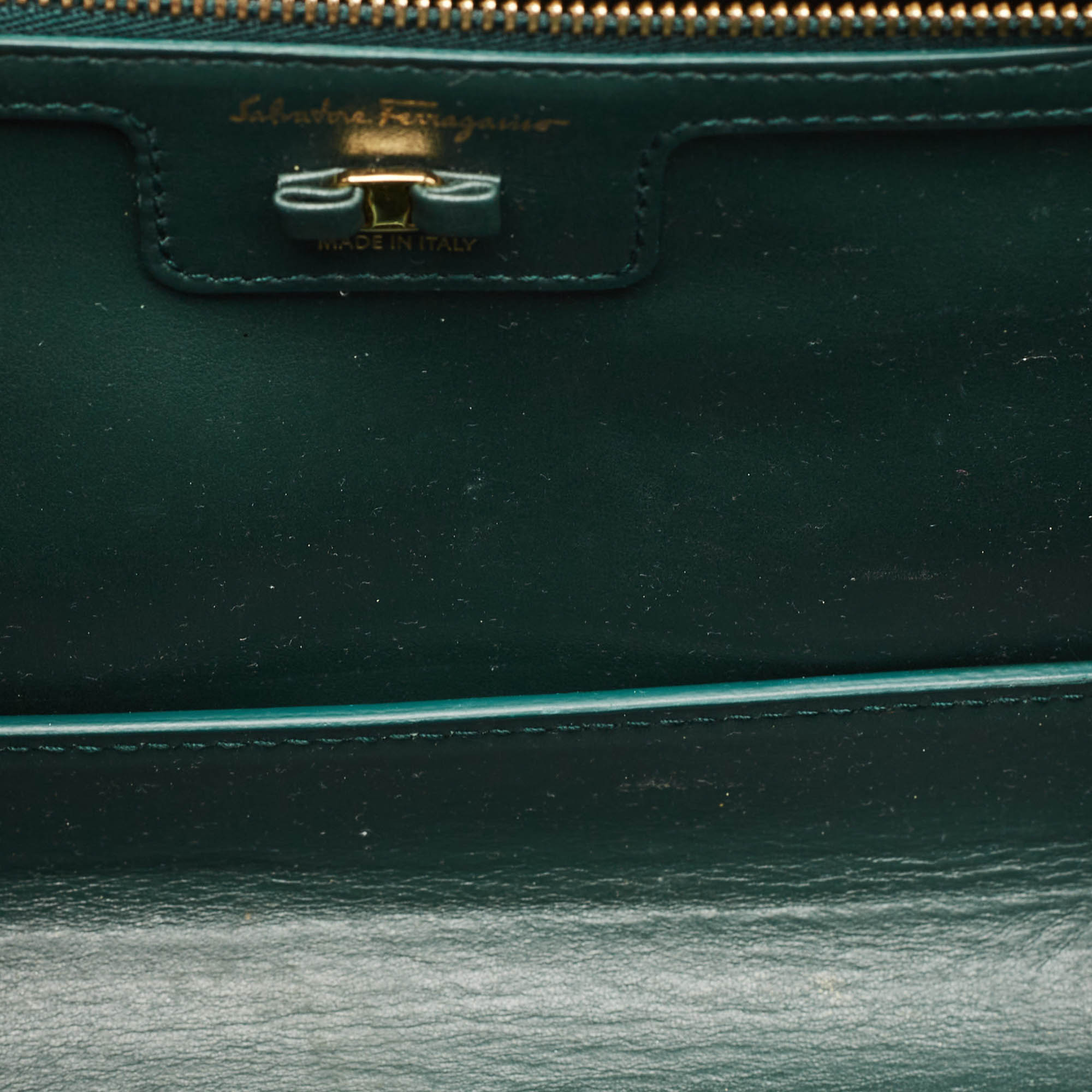 Salvatore Ferragamo Green Leather Ginny Shoulder Bag 