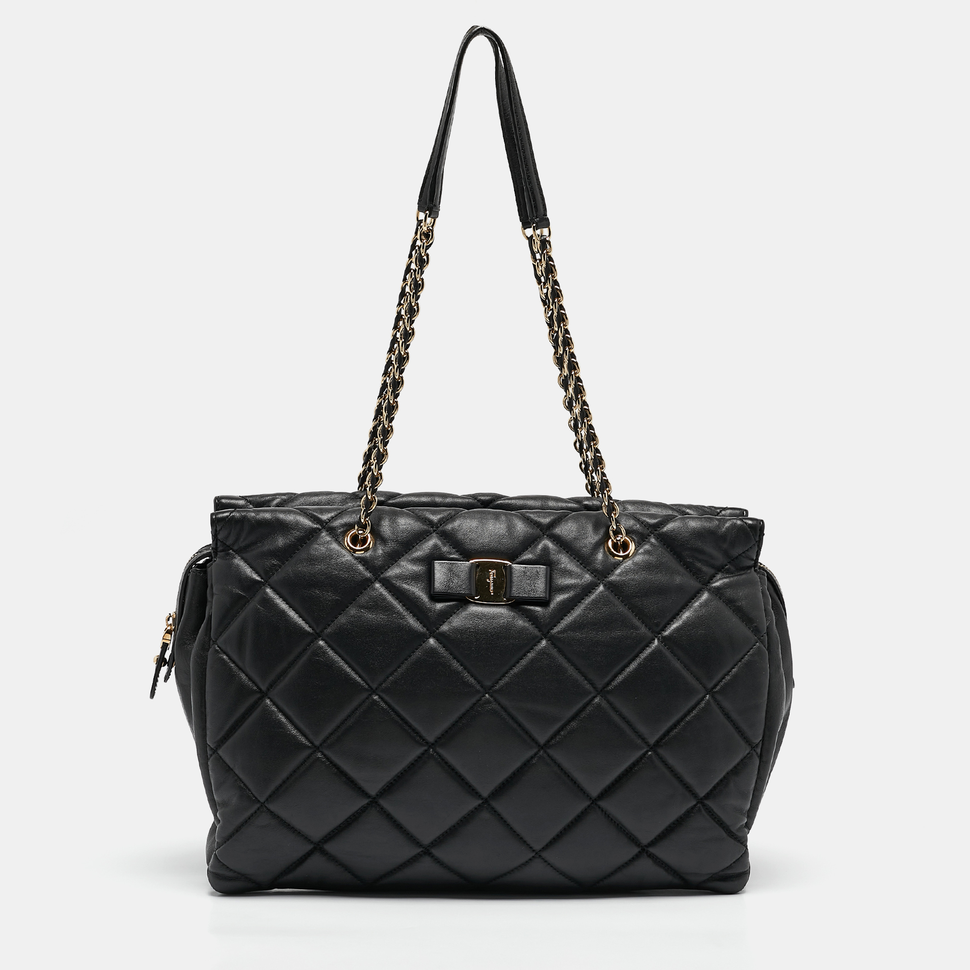 

Salvatore Ferragamo Black Quilted Leather Ginette Chain Shoulder Bag