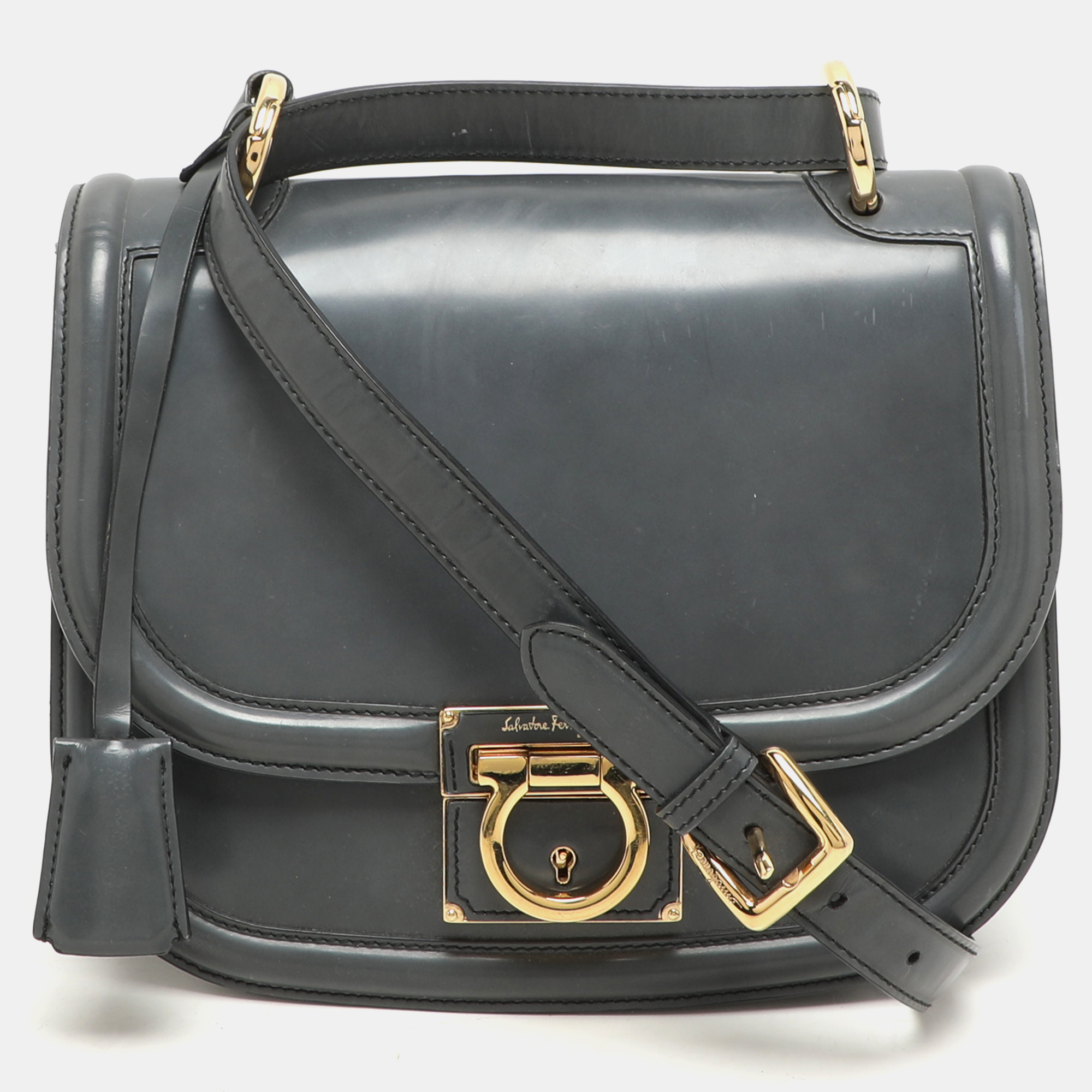 

Salvatore Ferragamo Grey Leather Jody Shoulder Bag