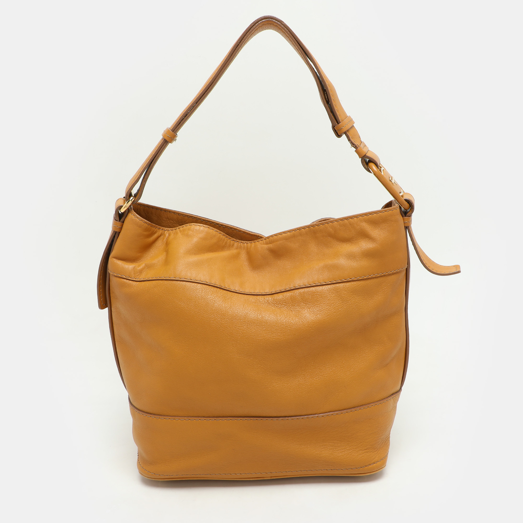 

Salvatore Ferragamo Mustard Leather Hobo, Yellow