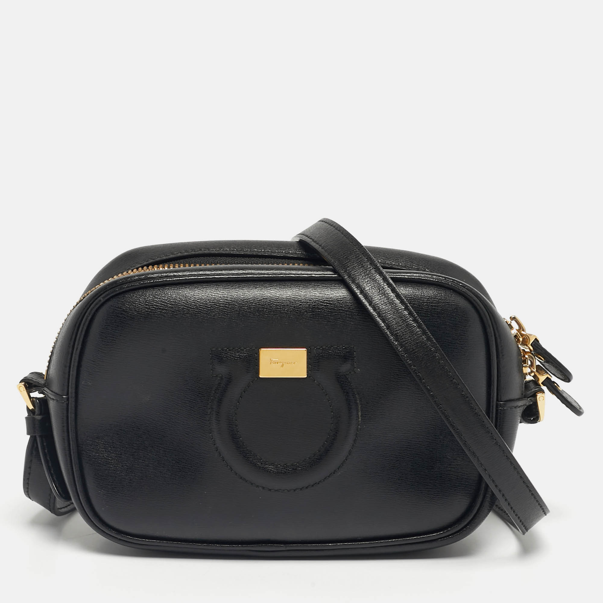 Pre-owned Ferragamo Black Leather Gancio City Shoulder Bag