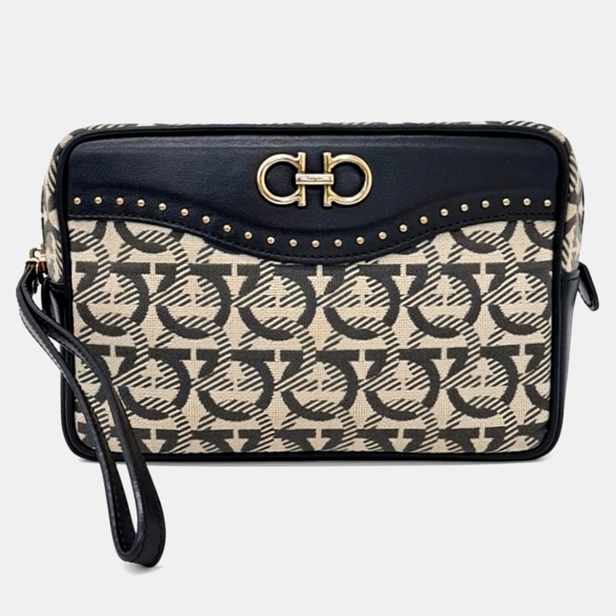 Click to view more detailed imagery on our partner's website Pre-owned Ferragamo Beige Black Fabric Gancini Clutch In Sand