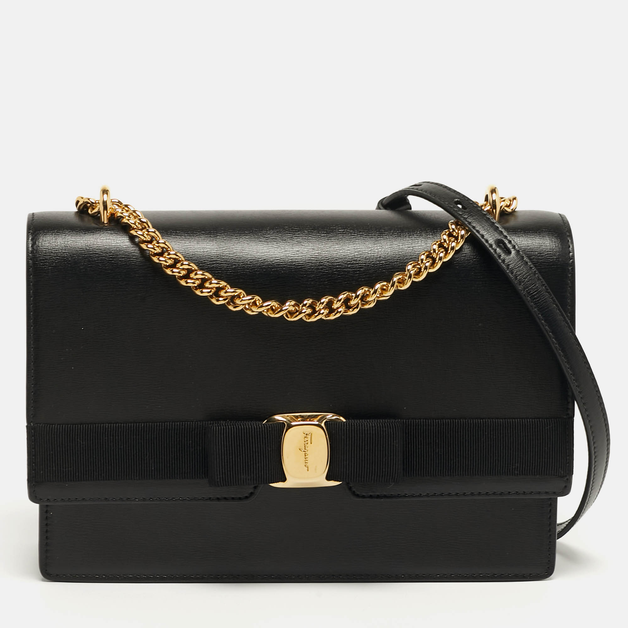 

Salvatore Ferragamo Vara Bow Chain Black Leather Shoulder Bag