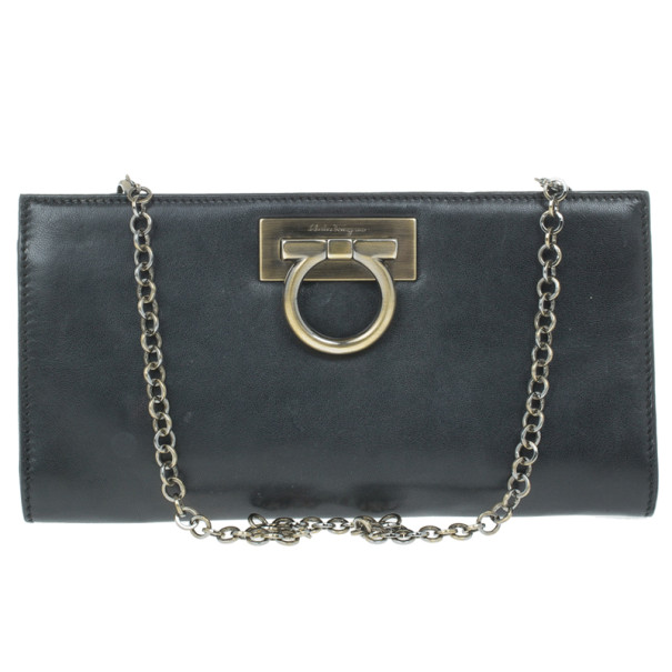 Pre Owned Salvatore Ferragamo Black Leather Norina Clutch