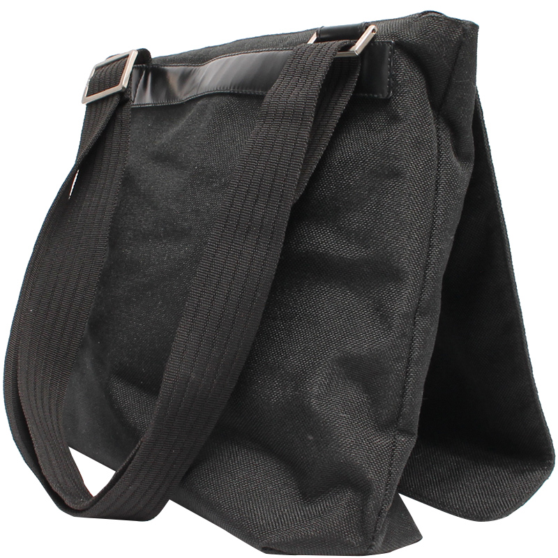

Salvatore Ferragamo Black Canvas And Leather Shoulder Bag