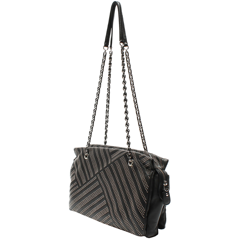

Salvatore Ferragamo Black Leather Shoulder Bag