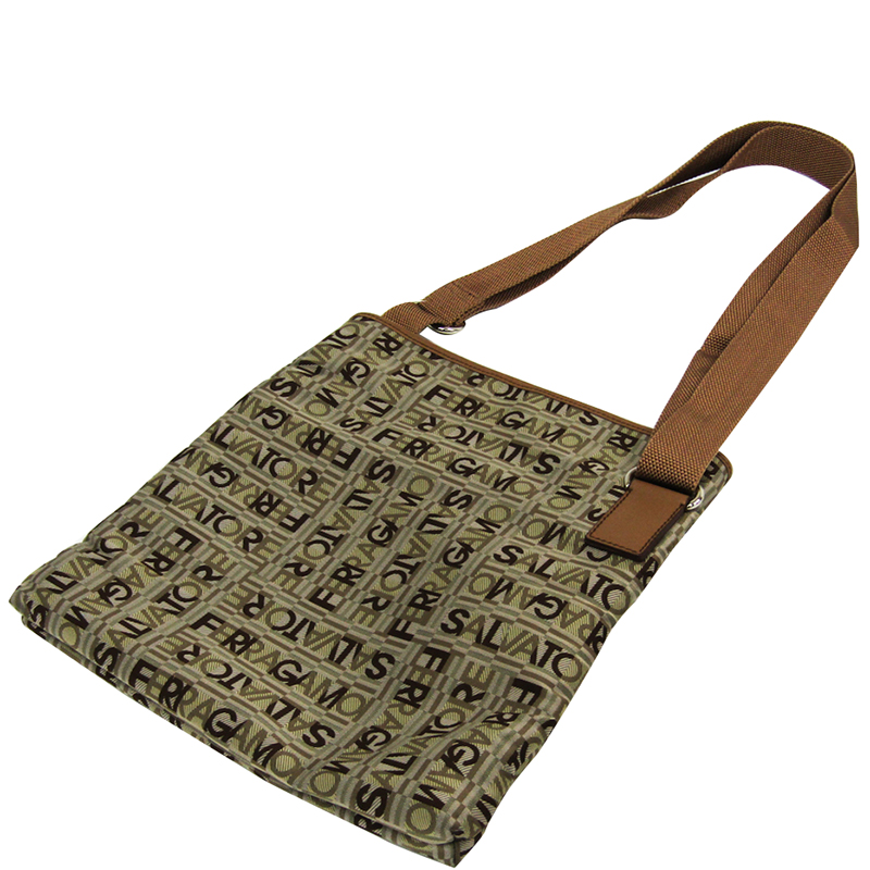 

Salvatore Ferragamo Beige/Brown Canvas Shoulder Bag
