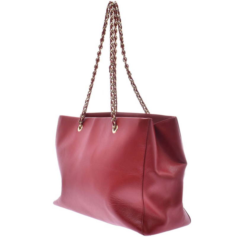 

Salvatore Ferragamo Red Leather Chain Tote Bag