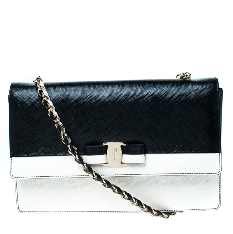 Pre Owned حقيبة كتف سالفاتوري فيراغامو جيني جلد بيضاء /سوداء