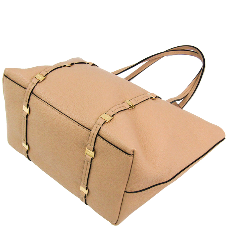 

Salvatore Ferragamo Beige Leather Gancini Tote