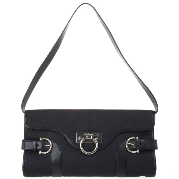 مملوكة مسبقًا Salvatore Ferragamo Black Logo Flap Satchel