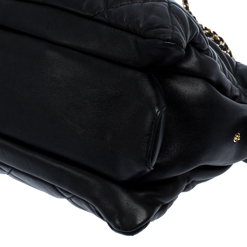 Pre-owned Salvatore Ferragamo Black Quilted Leather Ginette Chain Shoulder Bag
