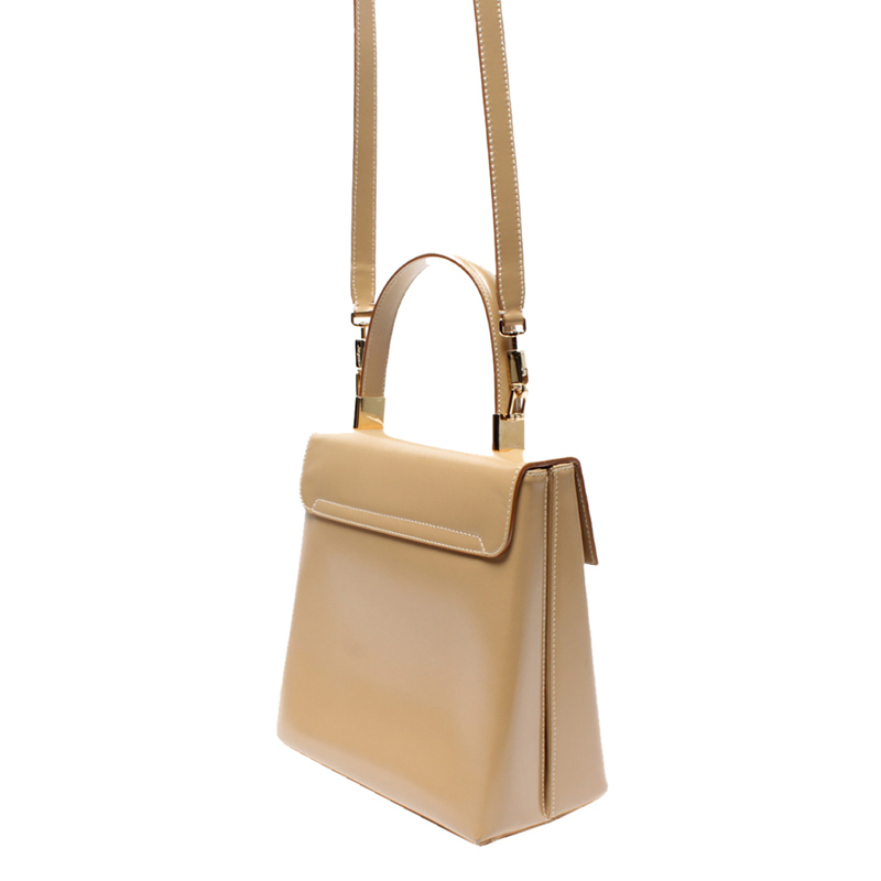 

Salvatore Ferragamo Beige Leather Gancini Shoulder Bag