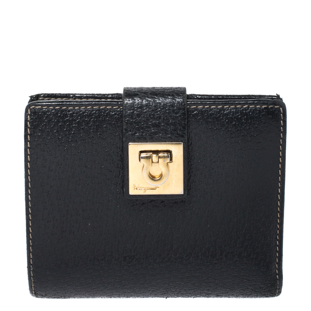 Pre-owned Salvatore Ferragamo Black Leather Bifold Wallet | ModeSens