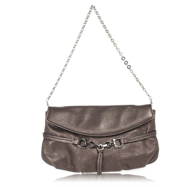 مملوكة مسبقًا Salvatore Ferragamo Bronze Leather Clutch
