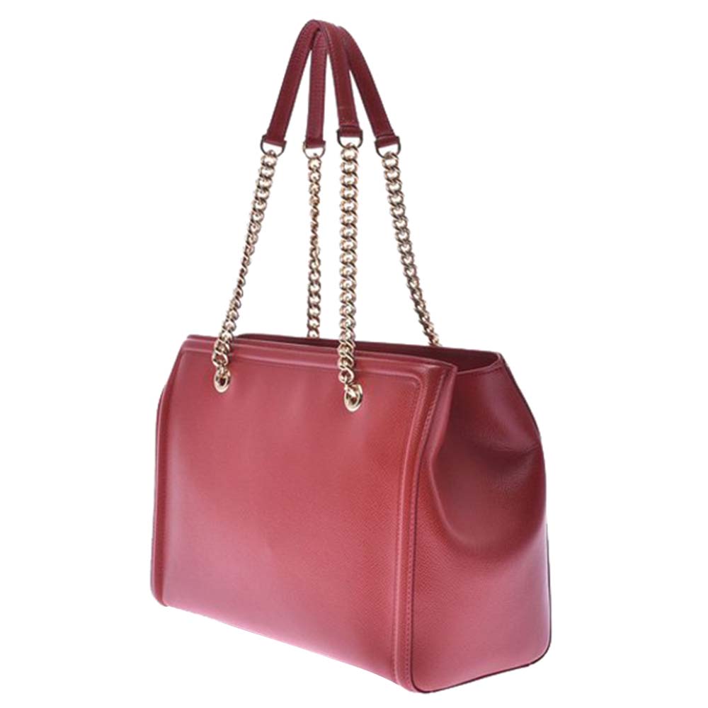

Salvatore Ferragamo Red Leather Chain Shoulder Bag