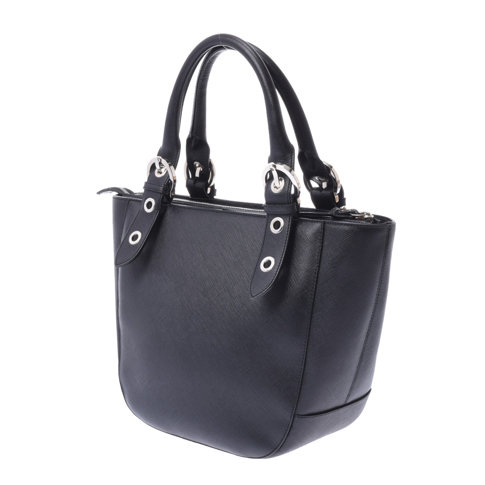 

Salvatore Ferragamo Black Calf Leather Hardware Bag