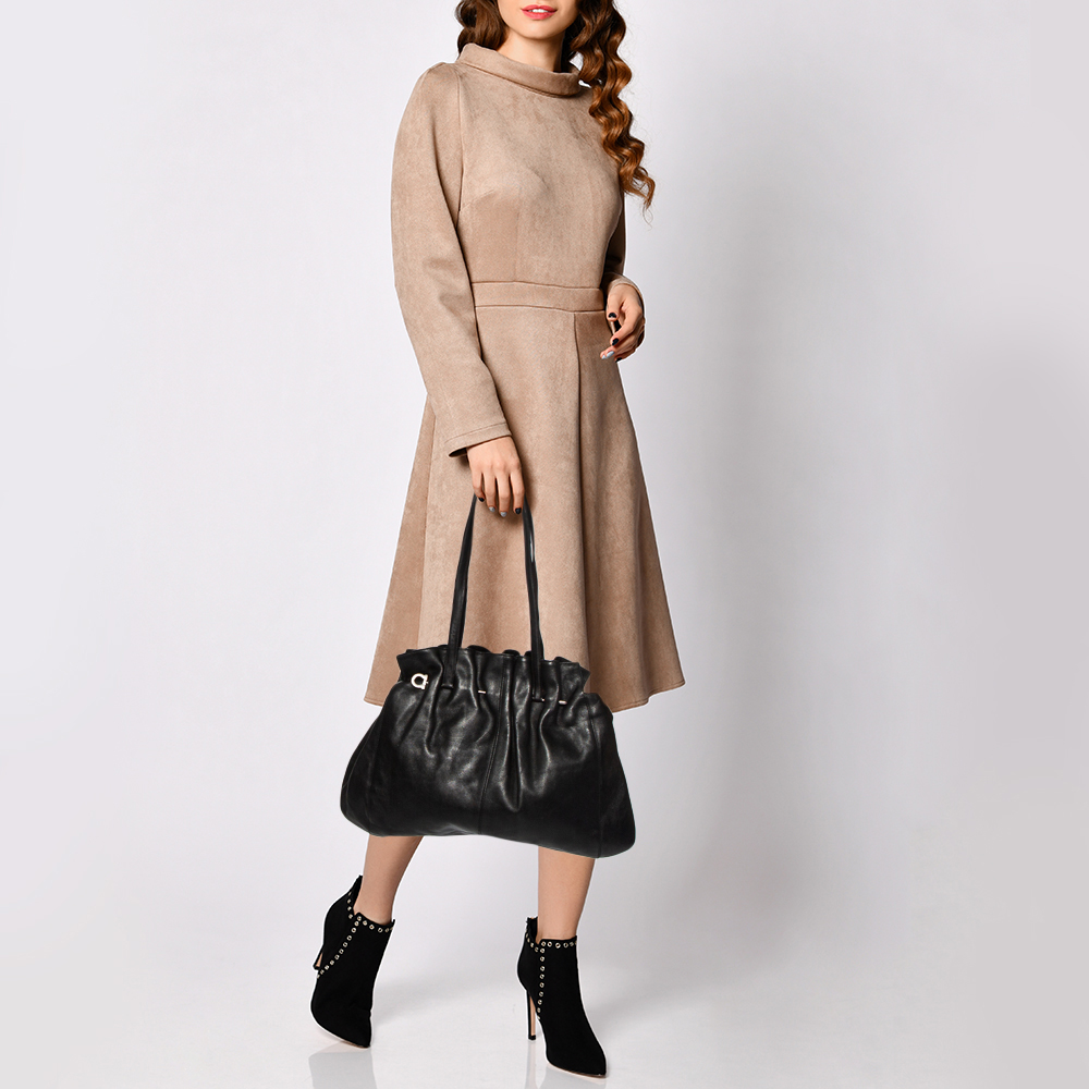 

Salvatore Ferragamo Black Leather Gathered Tote