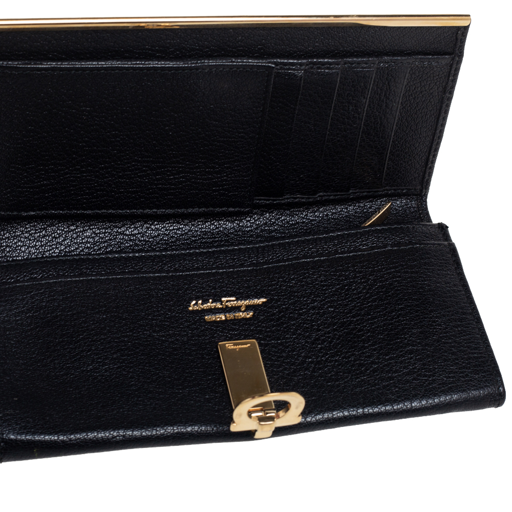 

Salvatore Ferragamo Black Leather Gancini Icona Continental Wallet