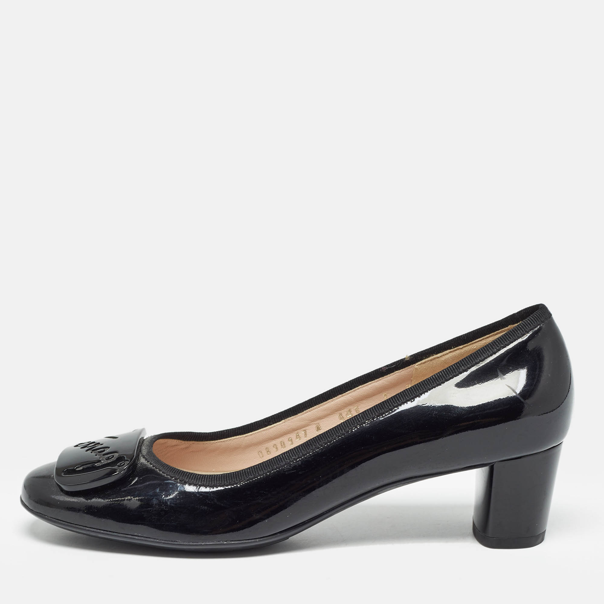 

Salvatore Ferragamo Black Patent Leather Pumps Size 37.5