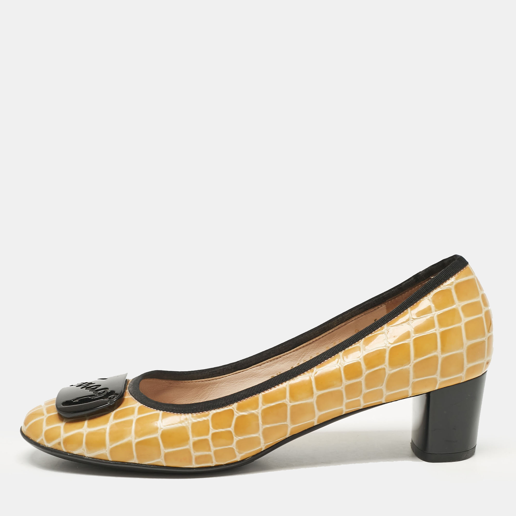 

Salvatore Ferragamo Yellow Croc Embossed Patent Leather Pumps Size 38.5