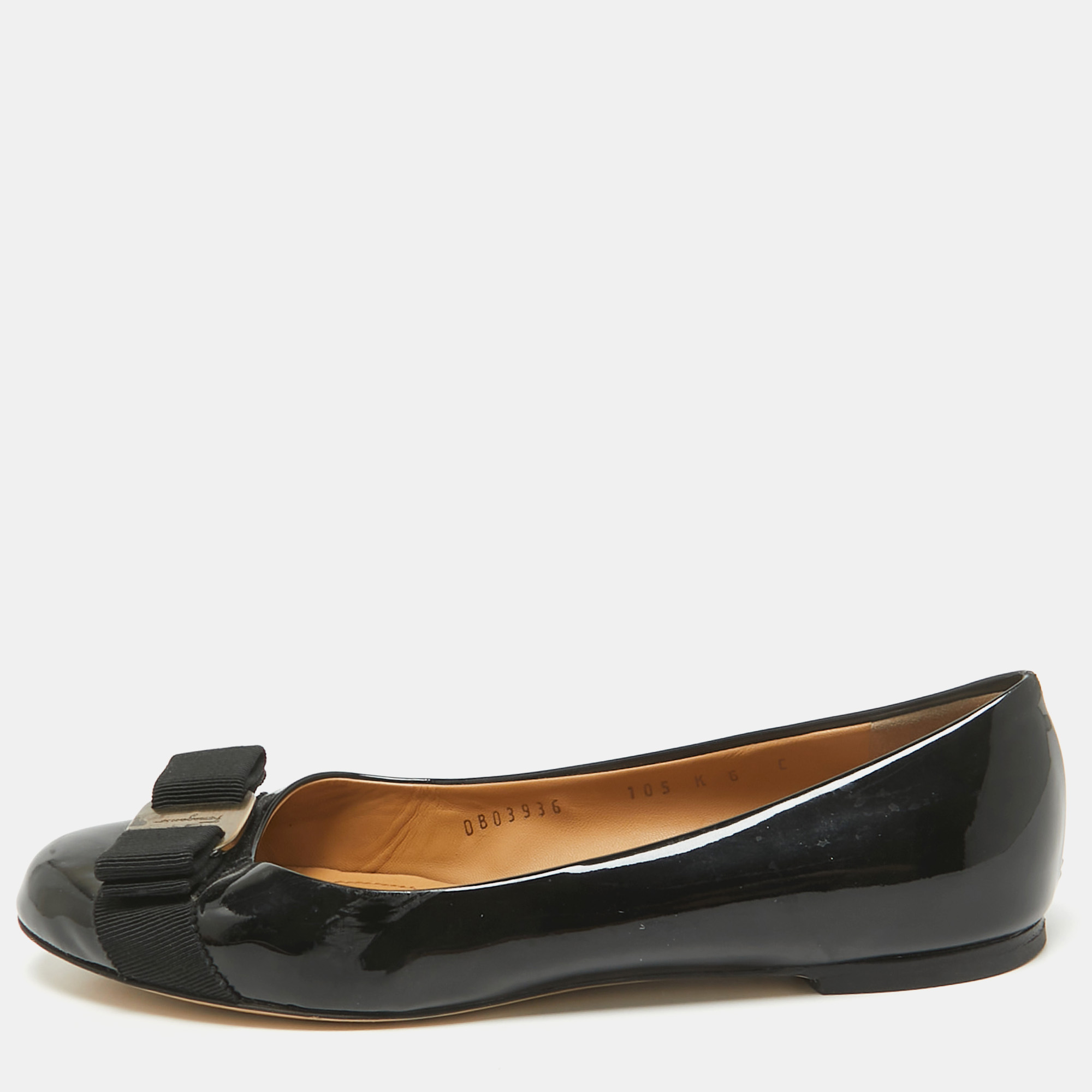 

Salvatore Ferragamo Black Patent Leather Vara Bow Ballet Flats Size 36.5