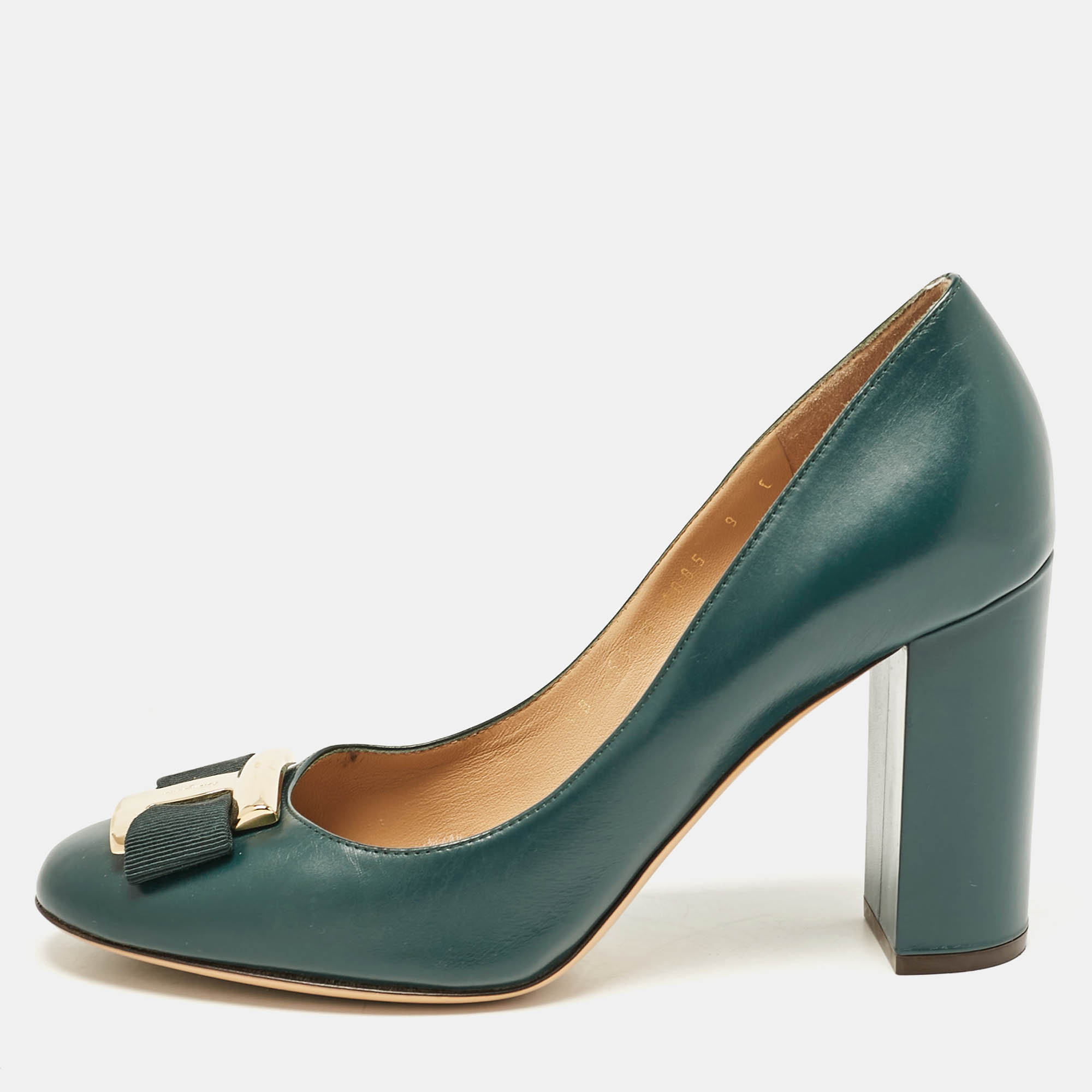 

Salvatore Ferragamo Green Leather Varina Block Heel Pumps Size 39.5