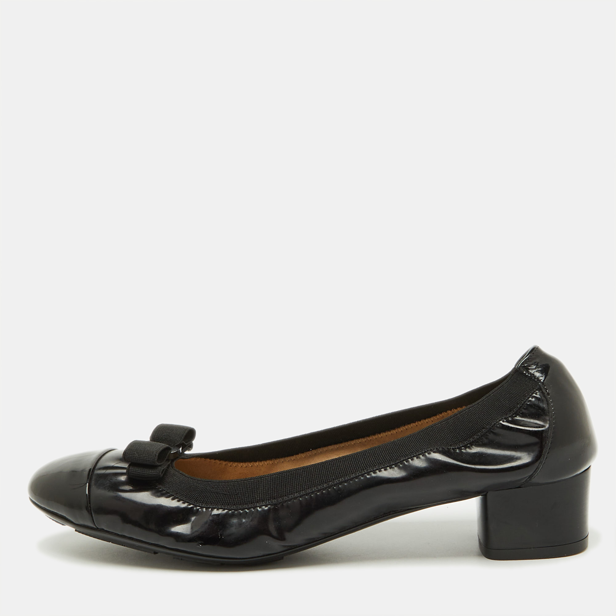 

Salvatore Ferragamo Black Patent Leather Vara Bow Block Heel Pumps Size 39.5