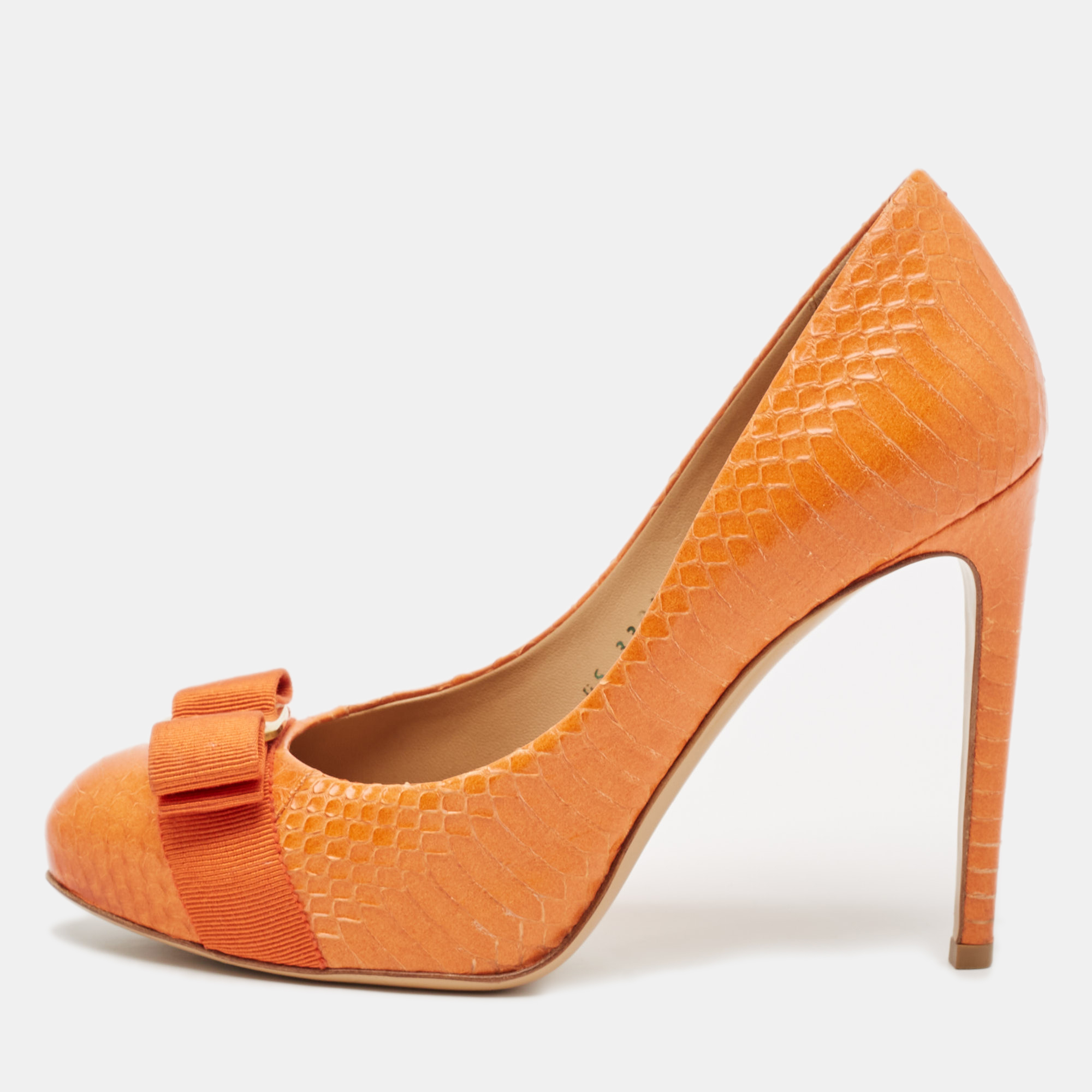 

Salvatore Ferragamo Orange Snakeskin Vara Bow Pumps Size 37