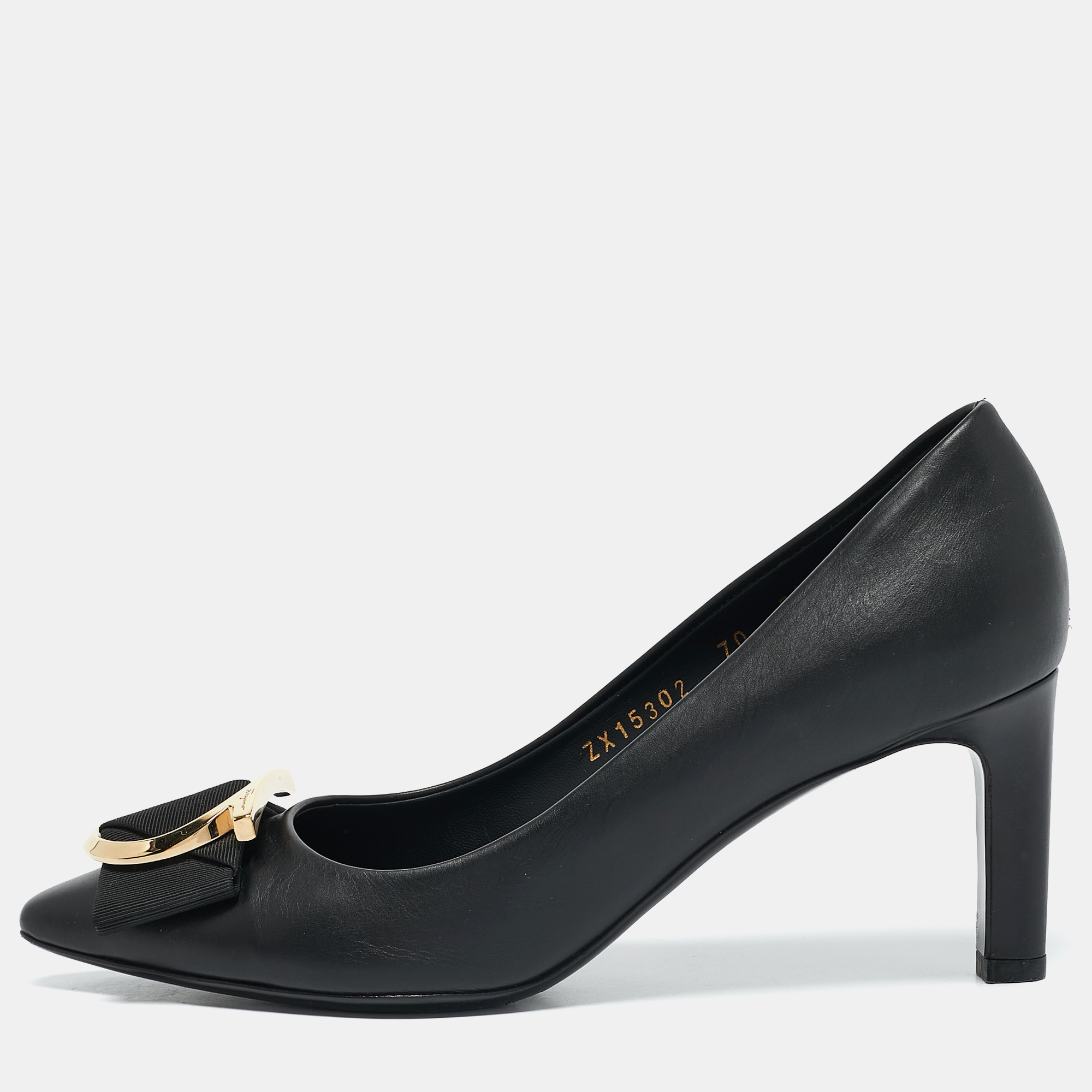 

Salvatore Ferragamo Black Leather Ezia Pumps Size 36