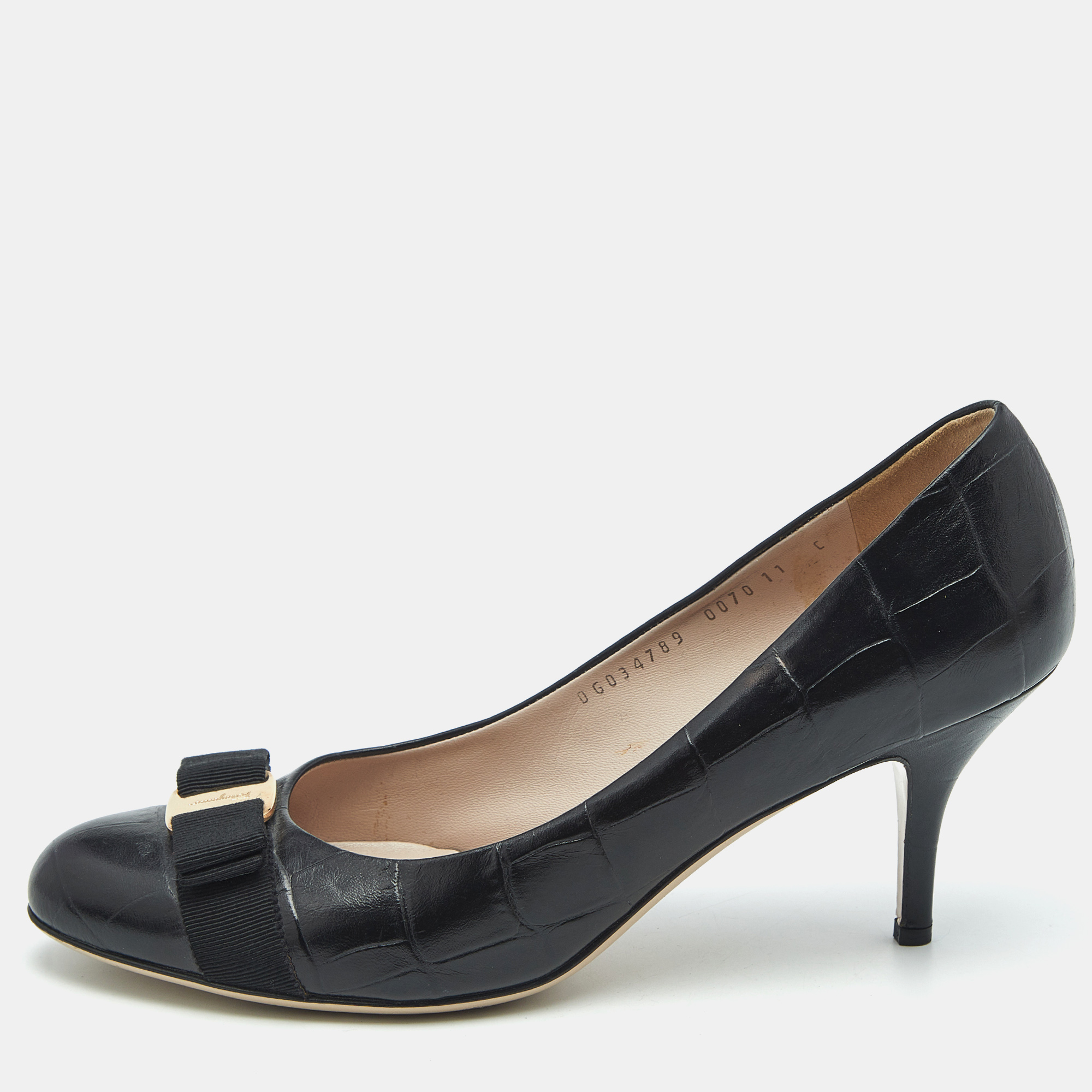 

Salvatore Ferragamo Black Croc Embossed Leather Vara Bow Pumps Size 41.5