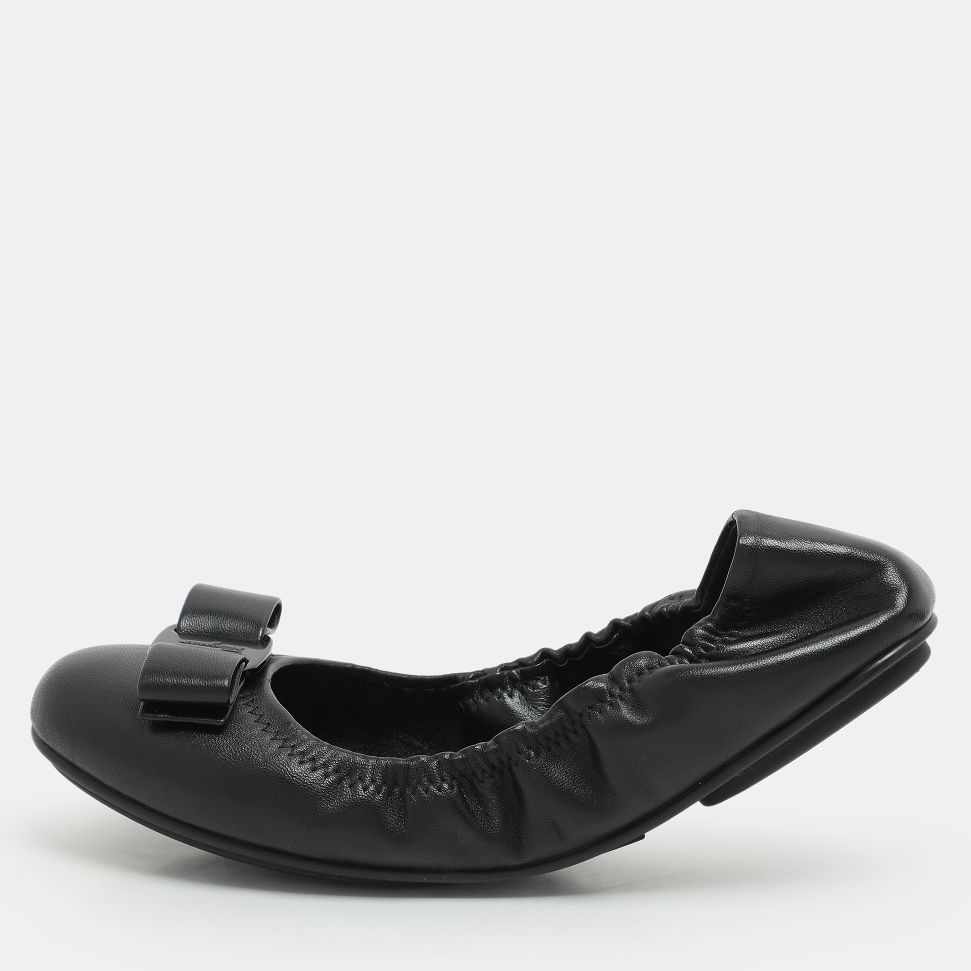 

Salvatore Ferragamo Black Leather Vara Bow Ballet Flats Size 37
